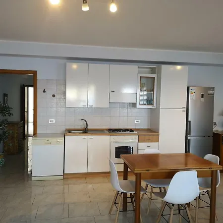 Il Castello Di Aci 別荘