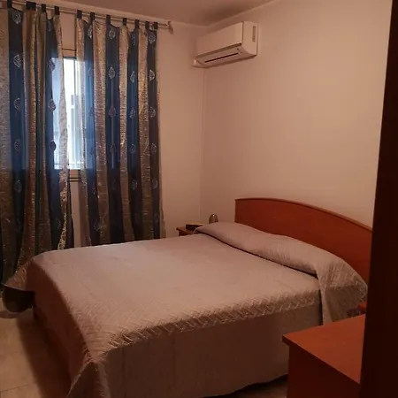 Il Castello Di Aci Casa de Férias